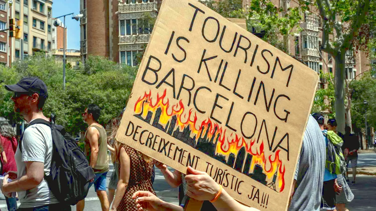 Barcelona adopts “Netflix-style” tourism plan to crack its biggest problem