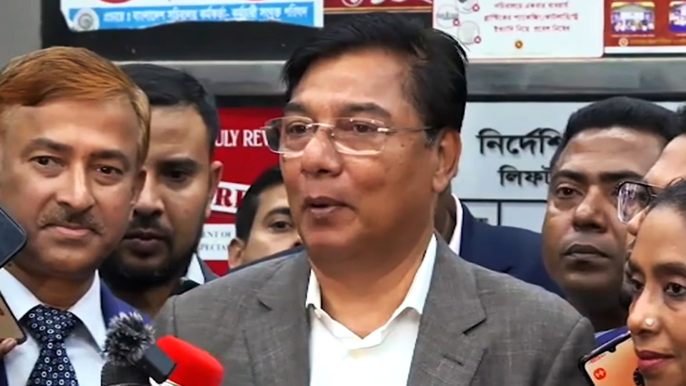 State Minister vows to end corruption, improve passenger services at airports