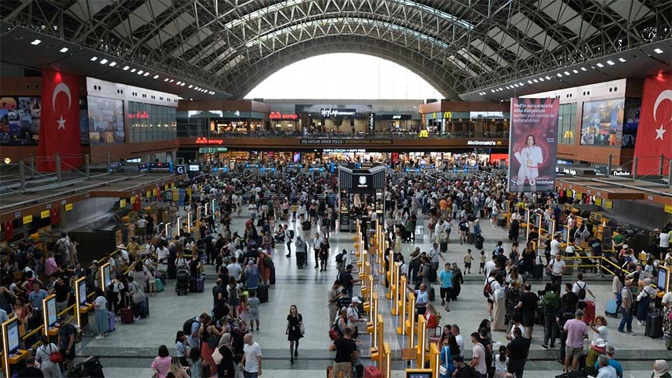 Istanbul Airport surpasses Heathrow as Europe’s busiest hub