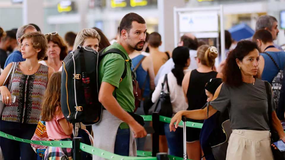 EU to launch entry/exit system in October