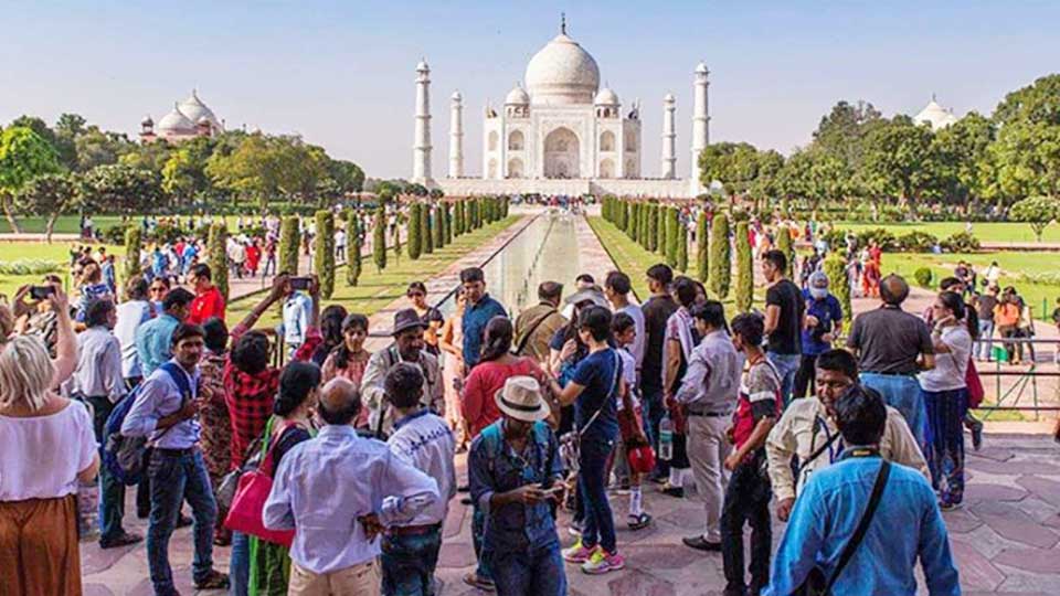 ভারতে বিদেশি পর্যটকের শীর্ষে বাংলাদেশ