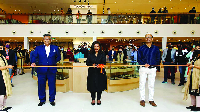 Aarong launches multi-brand outlet at Tejgaon