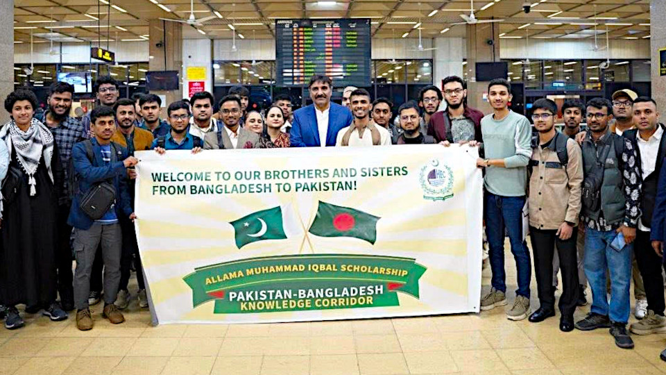 First batch of Bangladeshi students arrive in Pakistan under Allama Iqbal scholarships