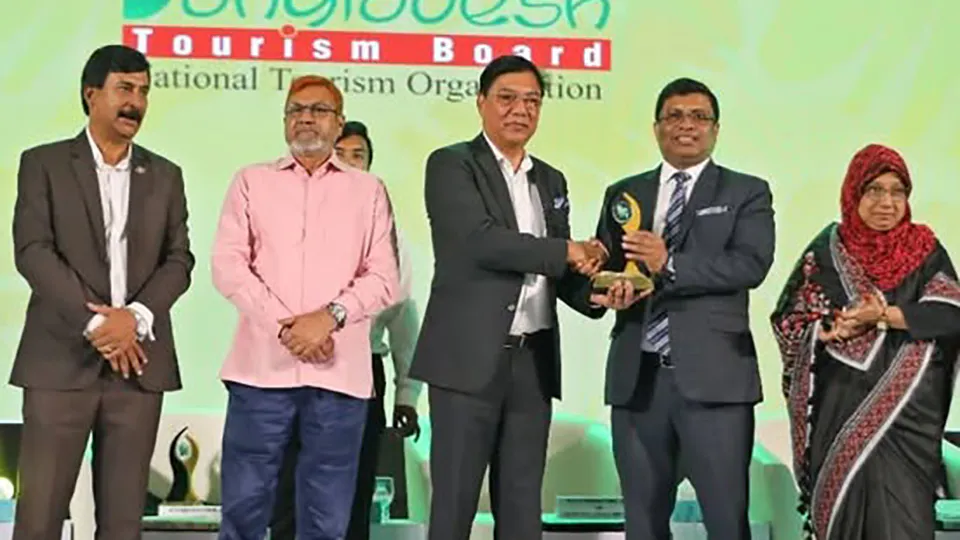 Shakawath Hossain honored for best sustainable tourism initiative