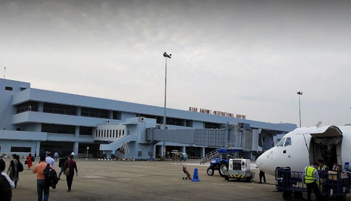 দুই ঘণ্টা পর স্বাভাবিক শাহ আমানত বিমানবন্দর