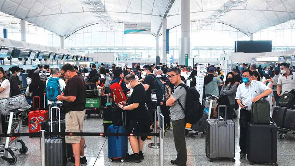 Passengers to pay over USD 8 at Hong Kong Int'l Airport