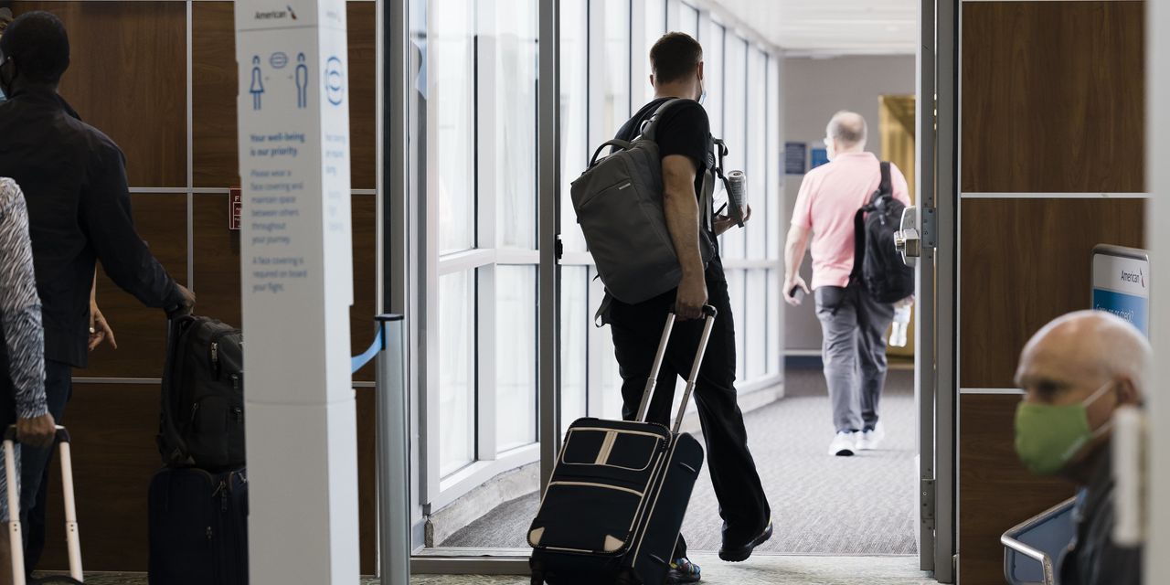 Business travel starts bouncing back