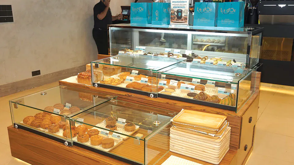 Le d'or: New address in Dhaka