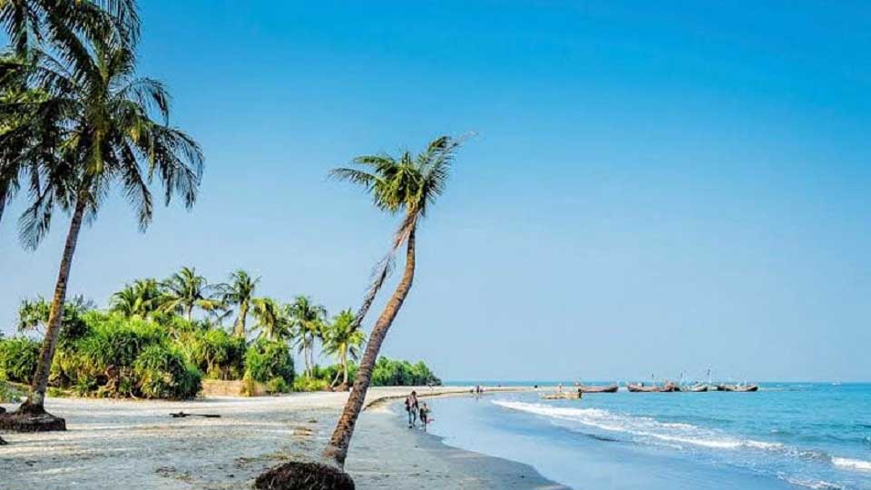 সেন্টমার্টিন ভ্রমণ নিয়ে সরকারের ১২ নির্দেশনা