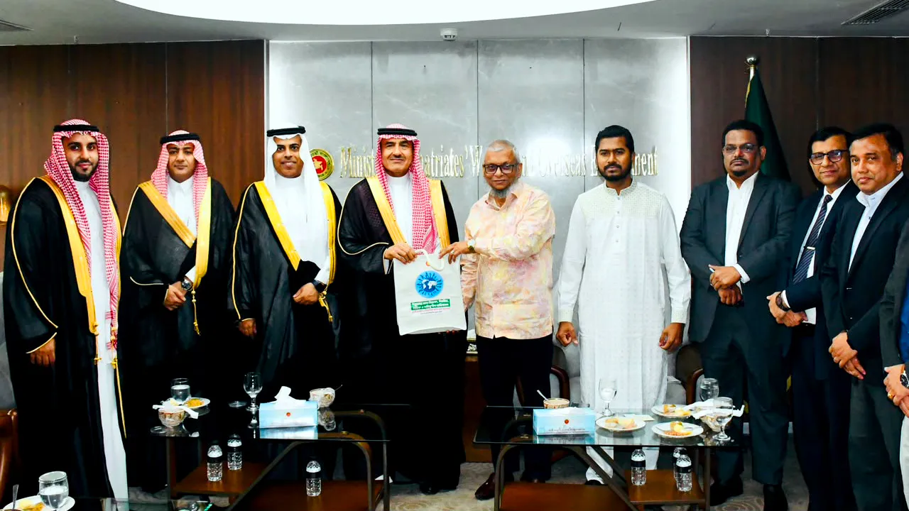 Saudi Arabia allows Bangladeshi workers to renew Iqama under new employer