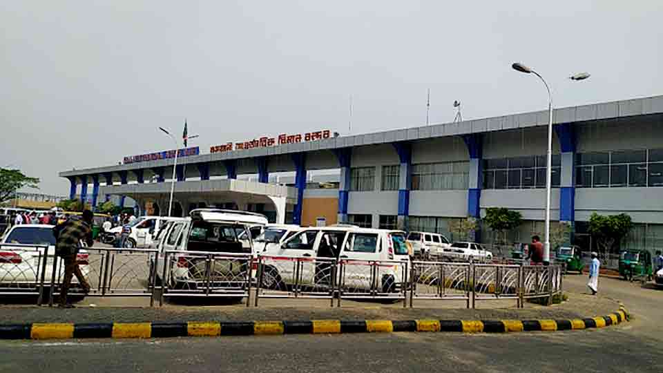 ঘন কুয়াশায় ঢাকার দুই ফ্লাইট নামল সিলেট