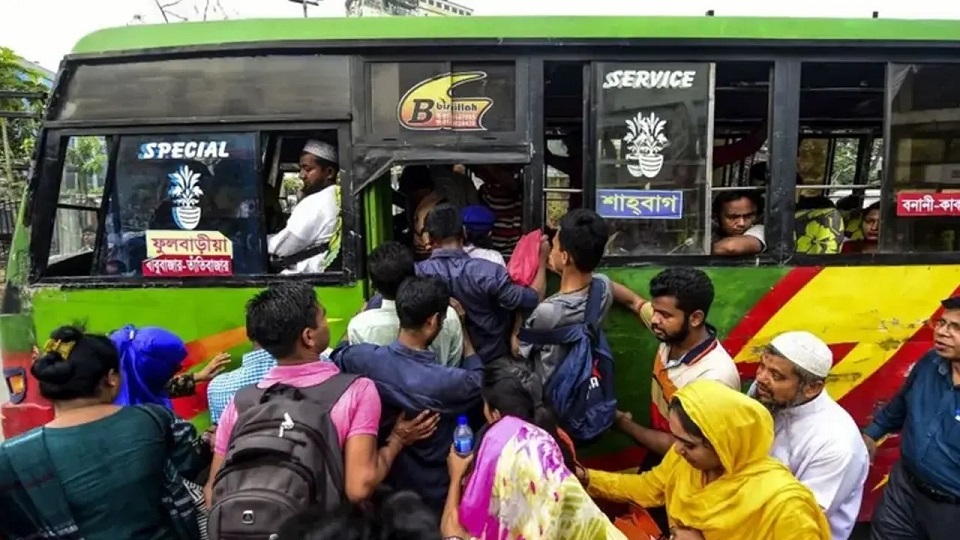 জ্বালানি তেলের মূল্যবৃদ্ধি : বাস ভাড়া কত বাড়বে সিদ্ধান্ত আজ