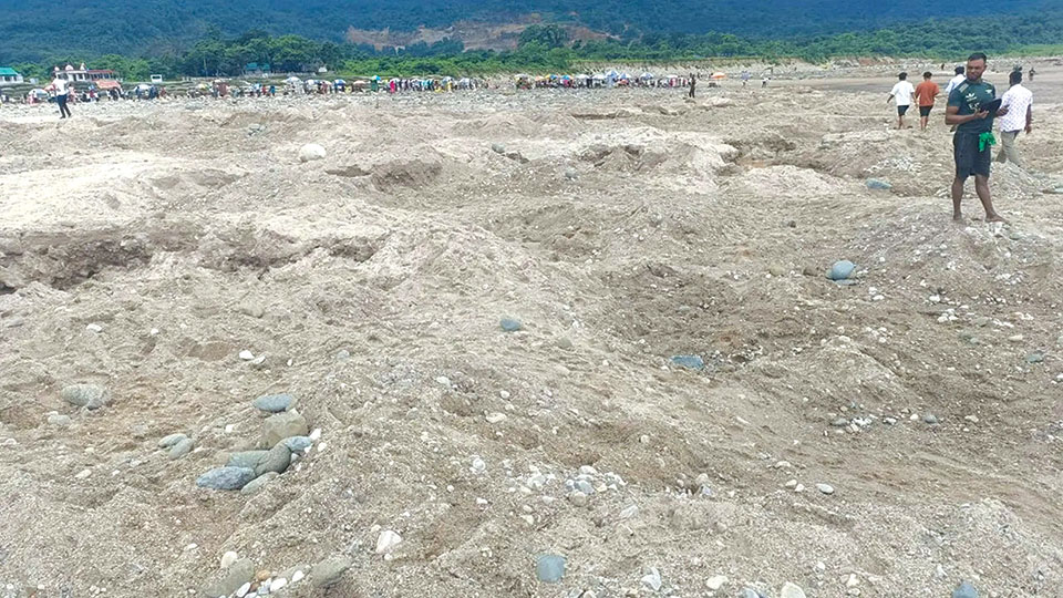 Illegal white stone extraction ravages Sylhet's Sadapathar tourist spot