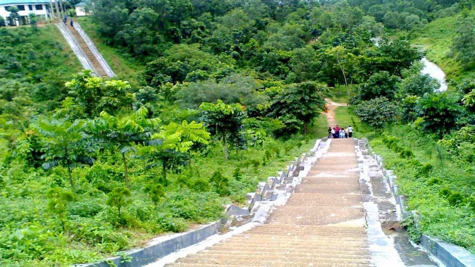 সীমান্ত কন্যা শেরপুর : যেন মেঘালয়ের হাতছানি