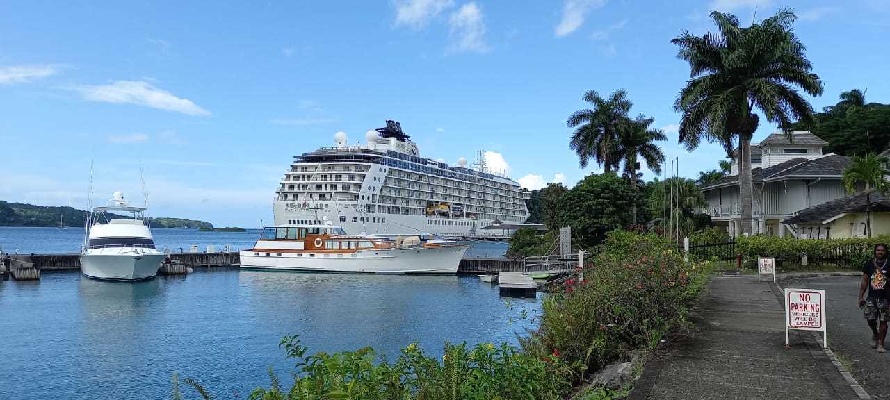 Fiji lifts ban on int'l cruise ships