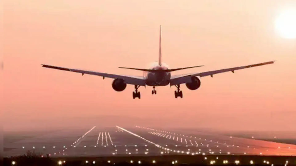 India shuts 25 air routes to Pakistan