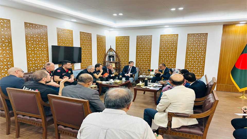 শাহজালালের আগুনের কারণ অনুসন্ধানে ঢাকায় তুরস্কের বিশেষজ্ঞ দল