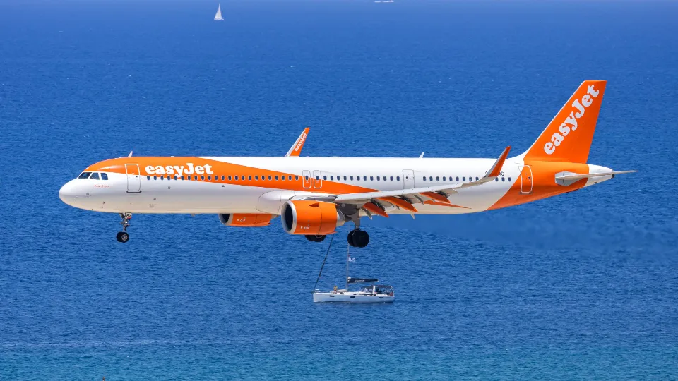 EasyJet open to GBP 5.2bn takeover proposal from US investor