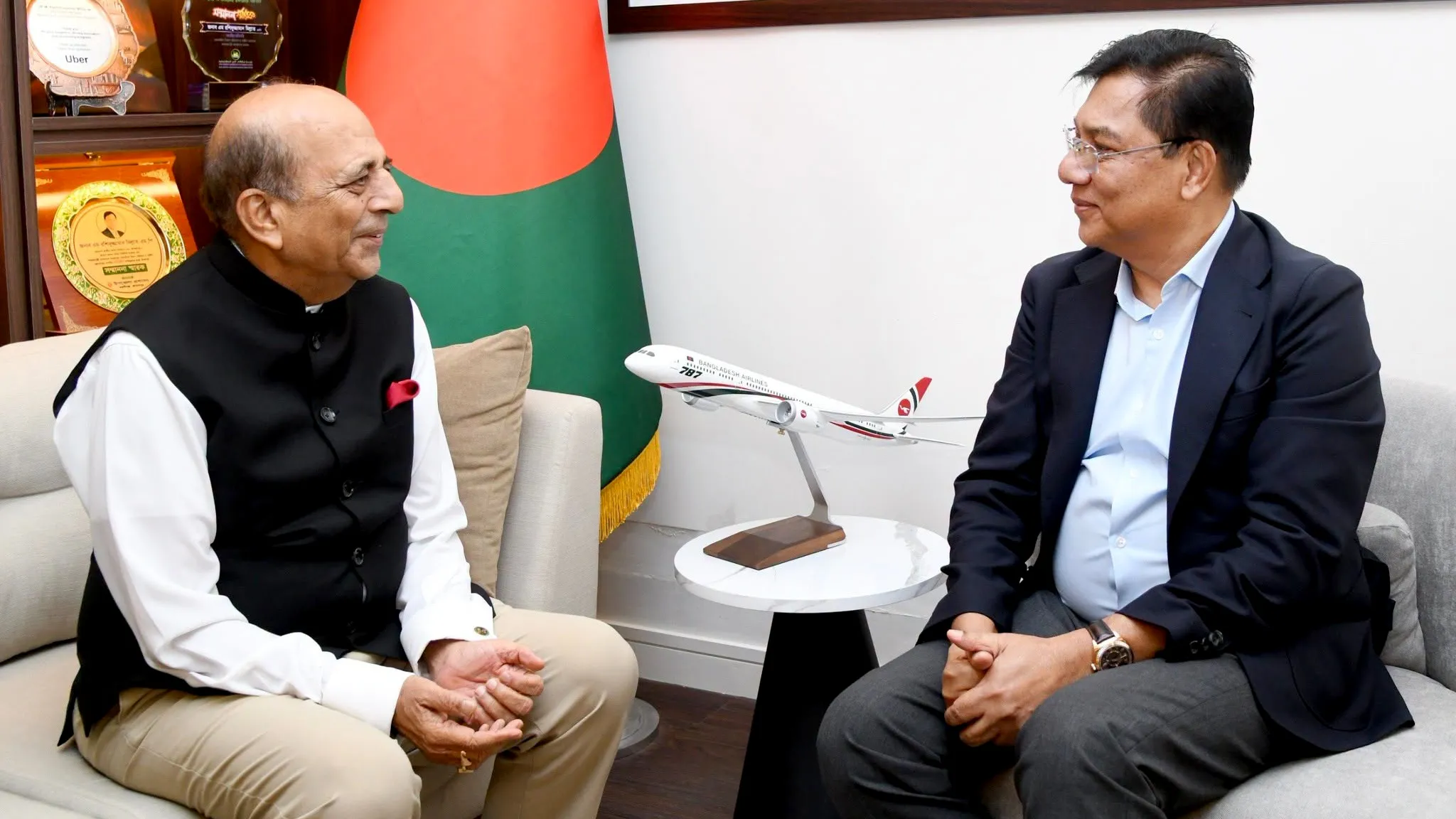 Bangladesh, India discuss open skies, air service agreement
