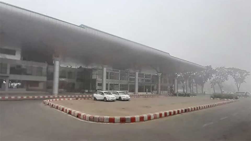 সৈয়দপুরে ঘন কুয়াশায় প্লেন ওঠানামায় বিঘ্ন