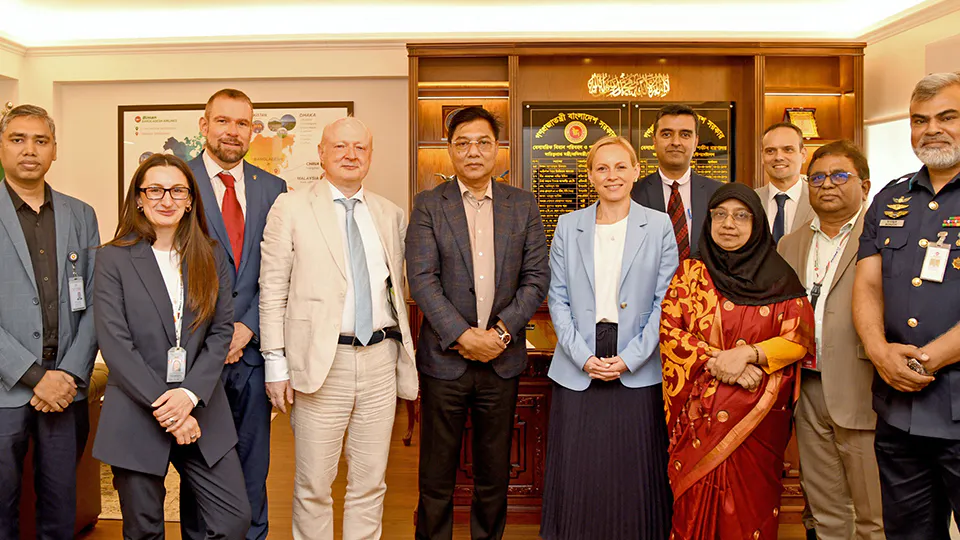 Bangladesh seeks Lufthansa Cooperation on aviation hub, MRO investment