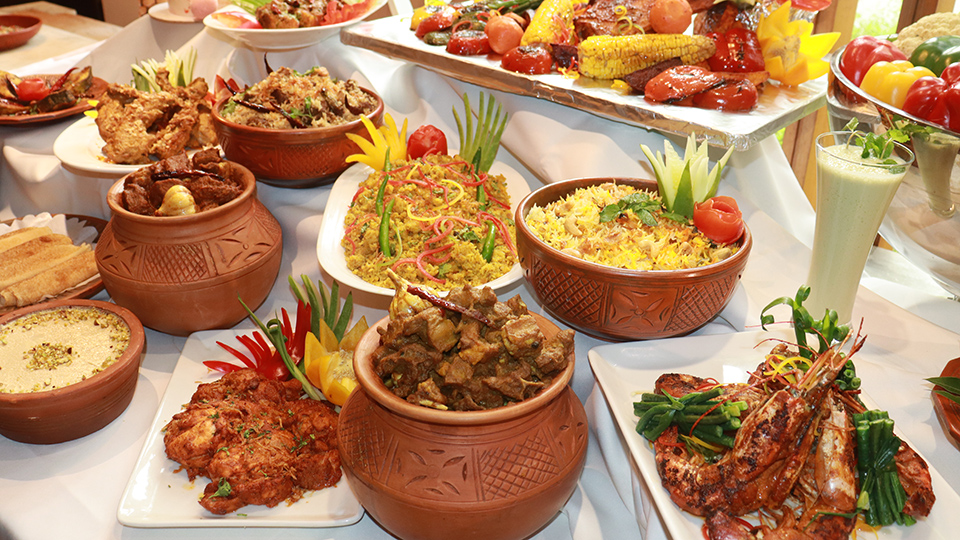 Enjoy exquisite iftar cum dinner buffet at Golden Tulip Dhaka