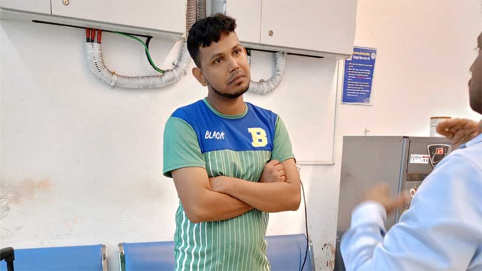 শাহজালালে যাত্রীর অস্বাভাবিক আচরণ : বেবিচকের বিবৃতি