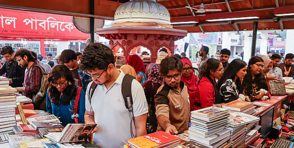 অমর একুশে বইমেলা শুরু ৭ জানুয়ারি