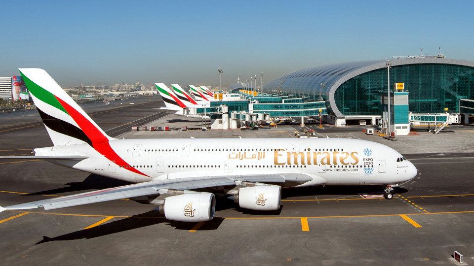 Emirates suspends operations amid regional airspace closures