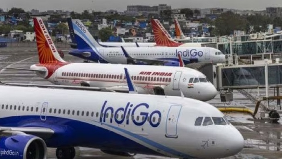Flight cancellations disrupt northern India