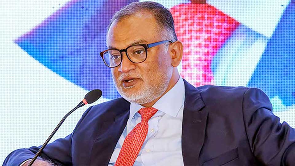 বেসামরিক বিমান ও পর্যটন মন্ত্রণালয়ের দায়িত্বে শেখ বশিরউদ্দীন
