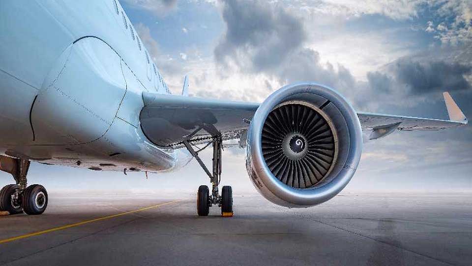Gulf states reopen airspace