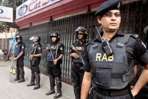 ঈদ উপলক্ষে নিরাপত্তার চাদরে ঢাকা রাজধানী
