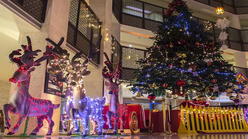 Make Christmas more magical at Radisson Blu Dhaka Water Garden