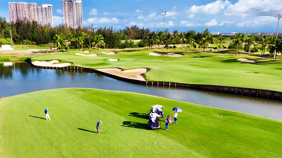 Da Nang tourism surge boosts Central Vietnam's golf tourism ambitions