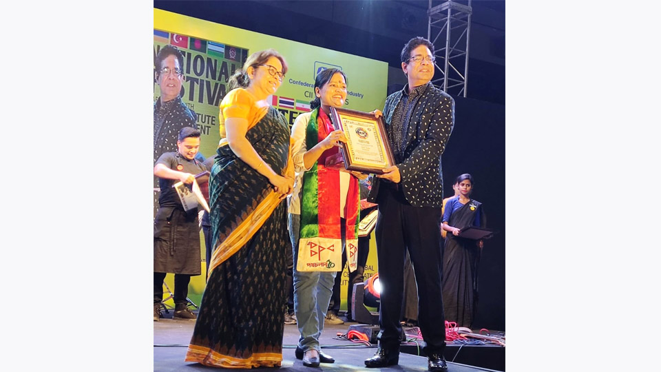 ভারতে আন্তর্জাতিক ফুড ফেস্টিভালে আলোড়ন তৈরি করল বাংলাদেশের খাবার