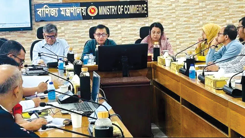Commerce Minister stresses need for cargo village outside HSIA