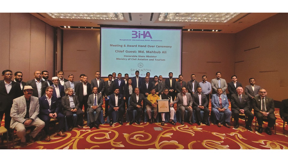 Bangladesh wins award at South Asian Travel Awards 2022