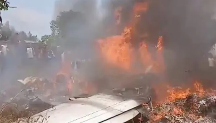 কঙ্গোতে সামরিক উড়োজাহাজ বিধ্বস্ত, ২ জেনারেলসহ নিহত ১৪