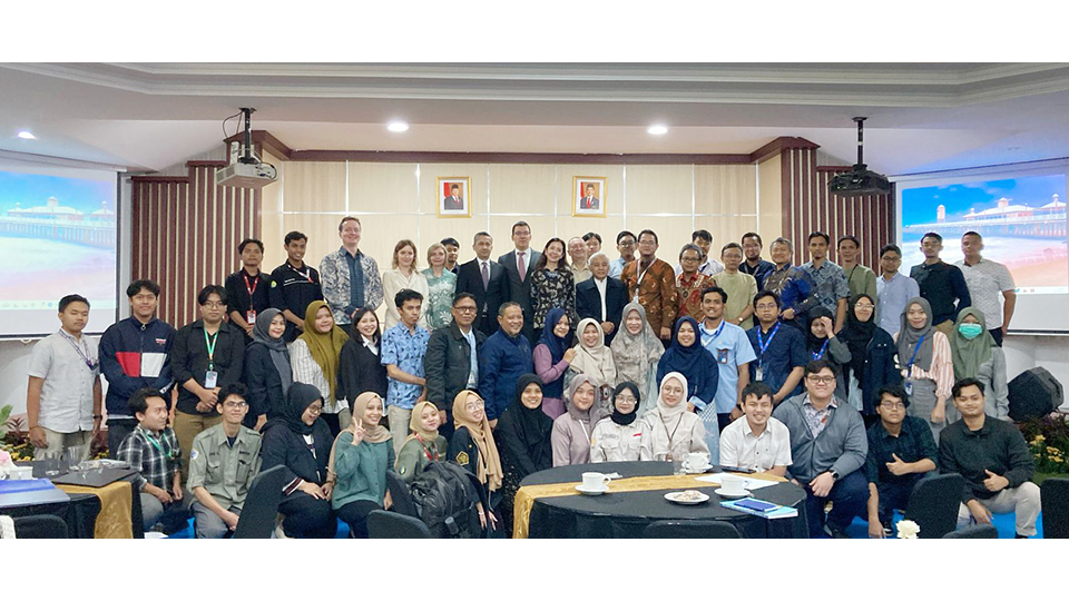 Rosatom offers new energy solutions Indonesia