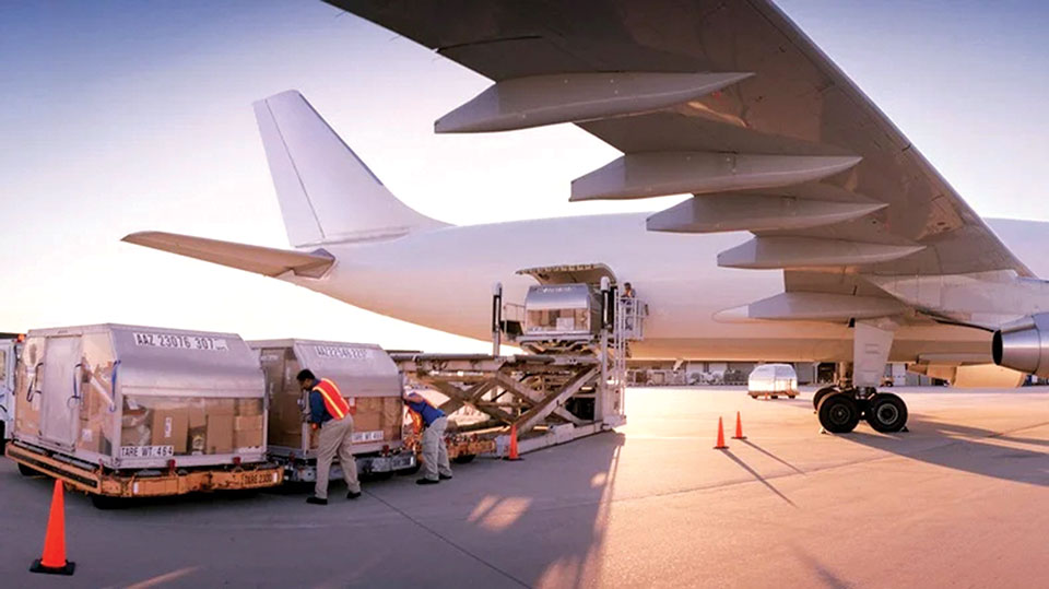 Record October for air cargo traffic : IATA