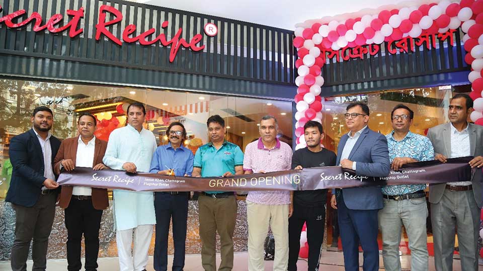 Secret Recipe launches new outlet in Chattogram