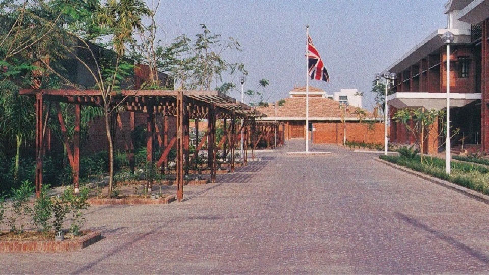 বাংলাদেশ ভ্রমণে সতর্কতা জারি যুক্তরাজ্যের